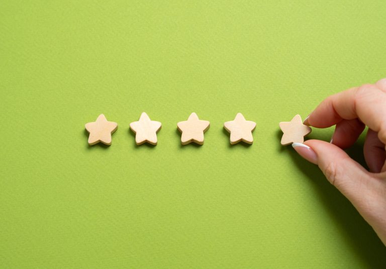 Five star rating. Customer satisfaction. Excellence, positive feedback.